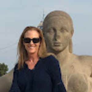 Meet your Posher, Abbie